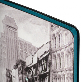 картинка Блокнот А5 (143x210 мм), BRAUBERG VISTA "Old New York", под кожу, гибкий, 80 л., 112062 в разных цветах с печатью логотипа.